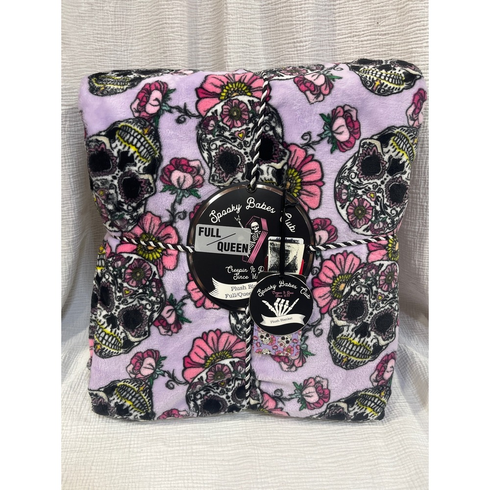 Spooky Babes Club Sugar Skull Plush Blanket Lavender Full Queen 90x90 Halloween